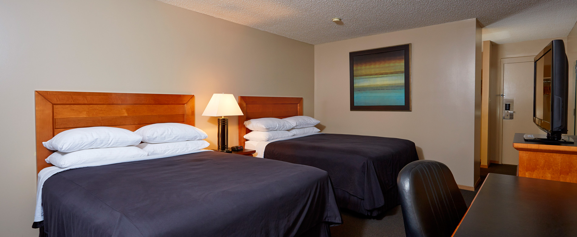 Hotels in Lloydminster, AB